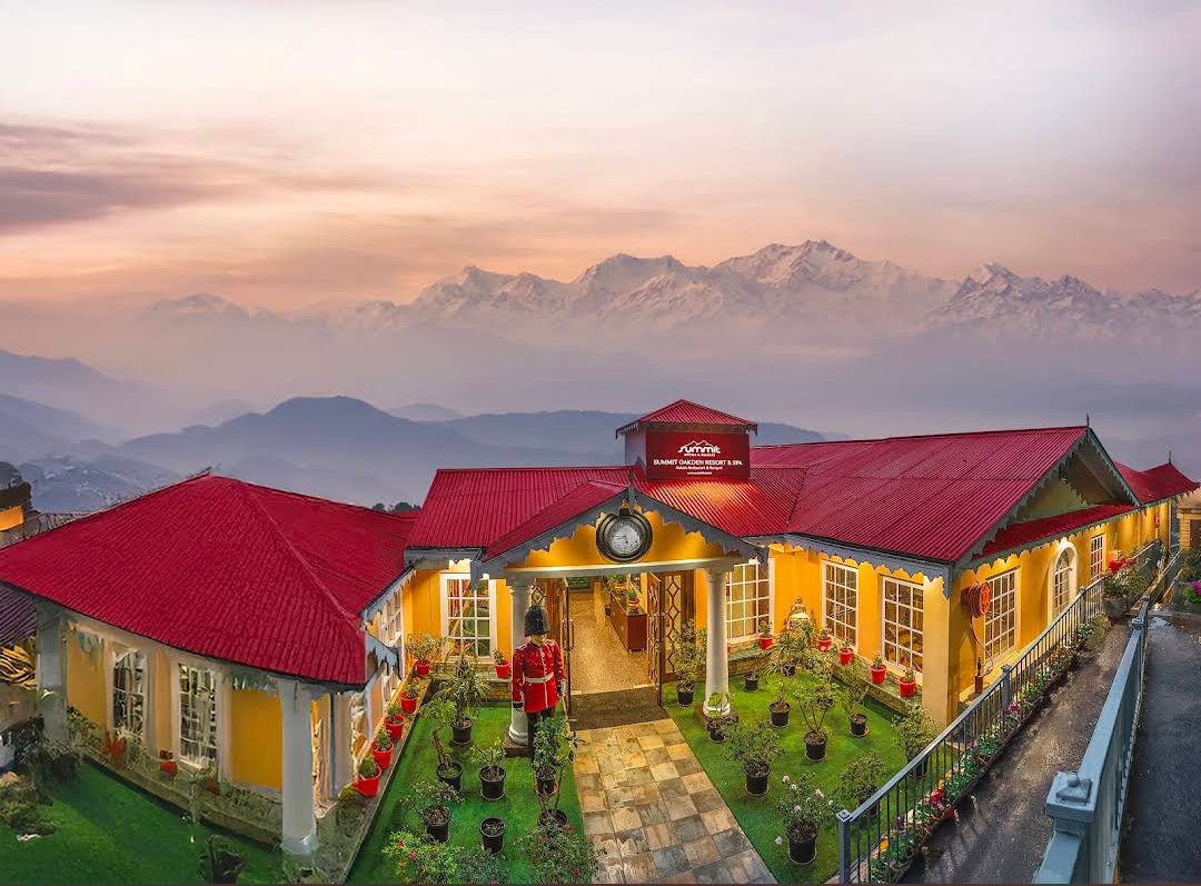 Summit Oakden Resort & Spa